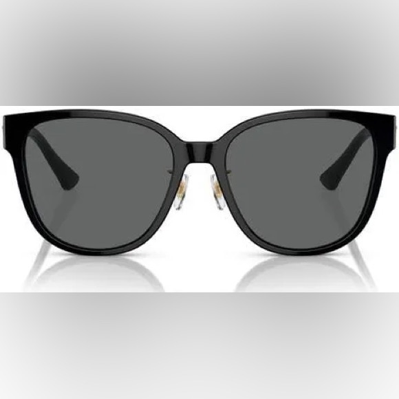 Authentic Versace Sungasses - Picture 2 of 10